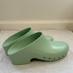 Calzuro classic clogs